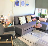 Cozy homely apartment CBR central - Hobart Tourism