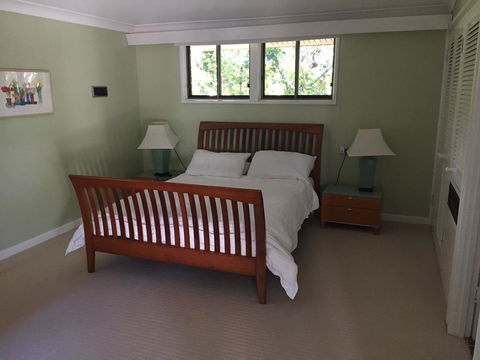 Craigdarroch Courtyard Cottage, 22 Bartle Road - Hobart Tourism 2