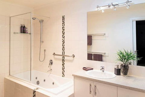 Creekside Apartment - Hobart Tourism 2