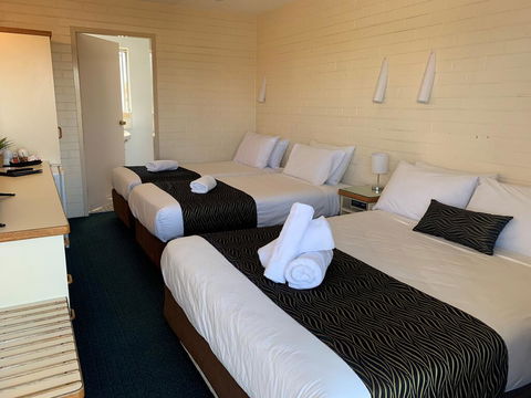 Crest Motor Inn - Hobart Tourism 2