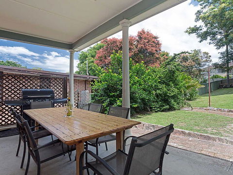 Cuddles Cottage' 4 Christmas Bush Avenue - Pet Friendly Holiday House Near Dutchies - Hobart Tourism 0