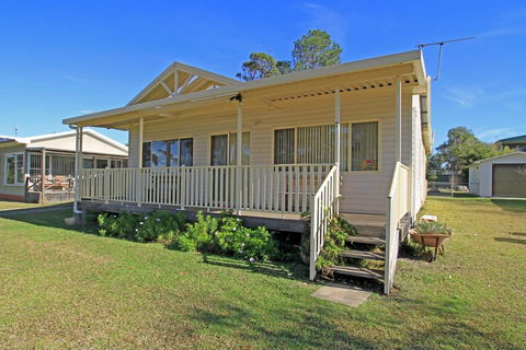 Cudmirrah Reef Cottage - Tourism TAS 1