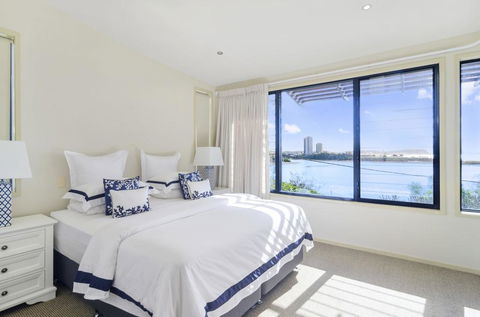 Currumbin Beachside Holiday Home - Hobart Tourism 1