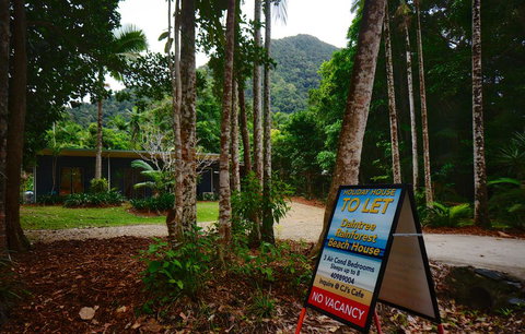 Daintree Rainforest Beach House - Hobart Tourism 1