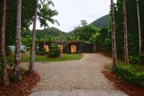 Daintree Rainforest Beach House - Hobart Tourism 0
