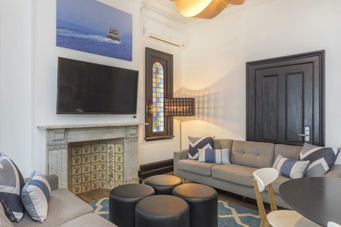 Dalziel Lodge - Hobart Tourism 1