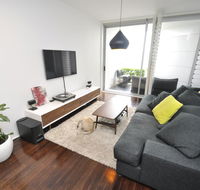 Darlinghurst Self-Contained Modern One-Bedroom Apartment 313 BUR - Tourism TAS