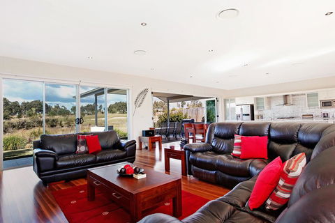 Dashaz Dream - Hobart Tourism 3