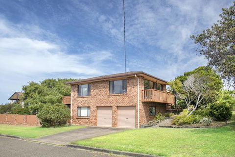 Deering 106, ULLADULLA - Tourism TAS 3