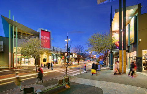 Delicate And Peaceful Bundoora Townhouse 11-R3 - Tourism TAS 3