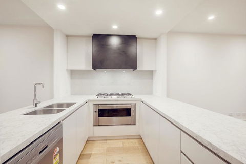 Delicate And Peaceful Bundoora Townhouse 11-R3 - Tourism TAS 2