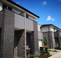 Delicate and Peaceful Bundoora Townhouse 12 - Tourism TAS