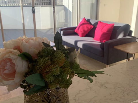 Delicate And Peaceful Bundoora Townhouse 12-R4 - Tourism TAS 1