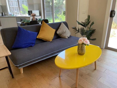 Delicate And Peaceful Bundoora Townhouse 7 - Tourism TAS 0