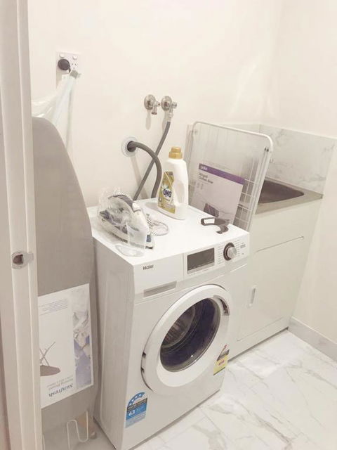 Delicate And Peaceful Bundoora Townhouse 7-R1 - Tourism TAS 3