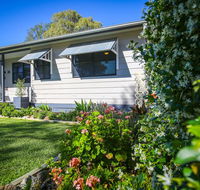 Dell-Lee Cottage - Hobart Tourism