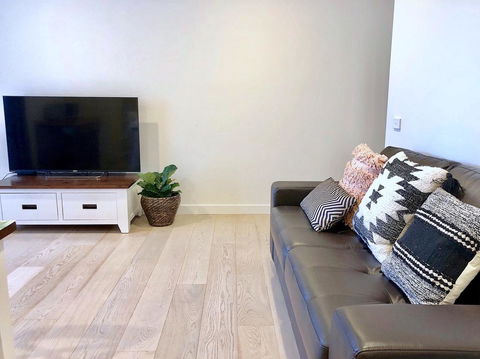 Deluxe Brighton Home In Bayside - Tourism TAS 1