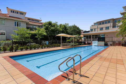 Deluxe Unit With Pool, Parking And Gym Near Beaches - Tourism TAS 3