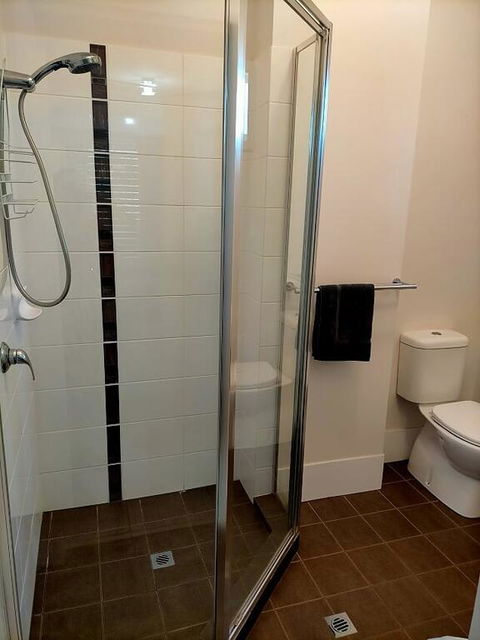 Derby Lodge Self Contained Apartments - Hobart Tourism 3