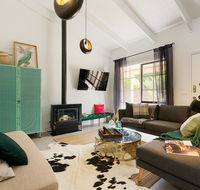 Designer Town Villa - Hobart Tourism