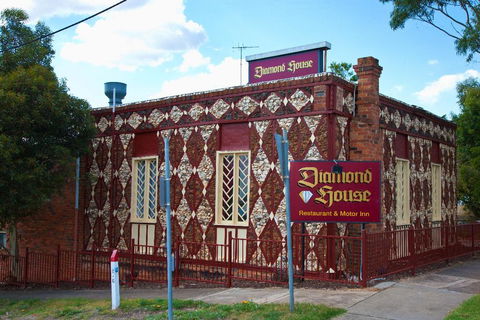 Diamond House Heritage Restaurant And Motor Inn - Hobart Tourism 0