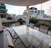 Dolphin Quay Apartment-2 Bedroom - Tourism TAS