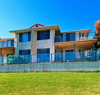 Dolphins 2 7 Commodore Crescent - Hobart Tourism