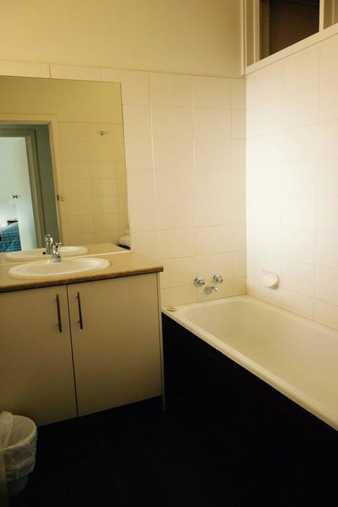 Dorset Gardens Hotel - Hobart Tourism 3