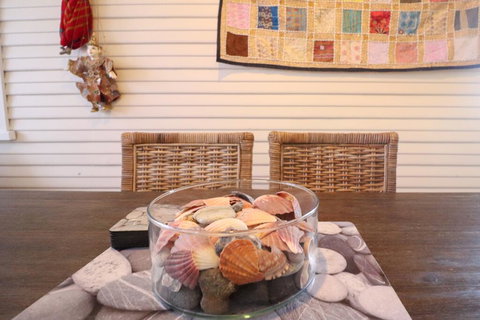 Driftwood At Blacksmiths - Tourism TAS 0