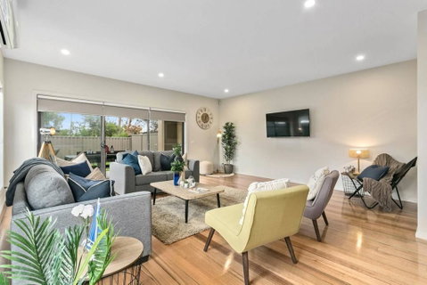 Dromana Beach House For Two Families. - Tourism TAS 1