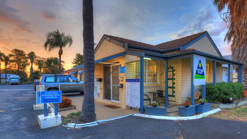 Dubbo Midstate Motor Park - Hobart Tourism 0