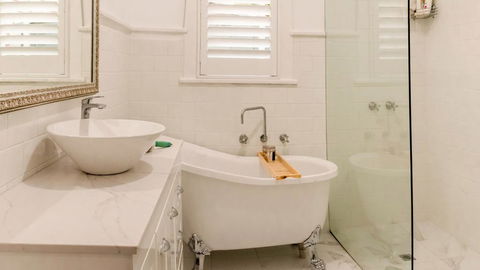 Dwellingup Retreat - Hobart Tourism 2