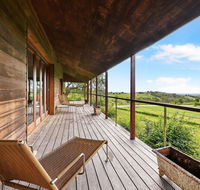 Eagles Rest  Maluna Vineyard - Hobart Tourism