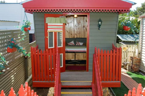 Echuca Gardens - Tourism TAS 3