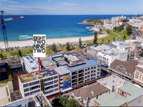 EIGHT TWO NINE TWO III: BONDI BEACH - Tourism TAS 0