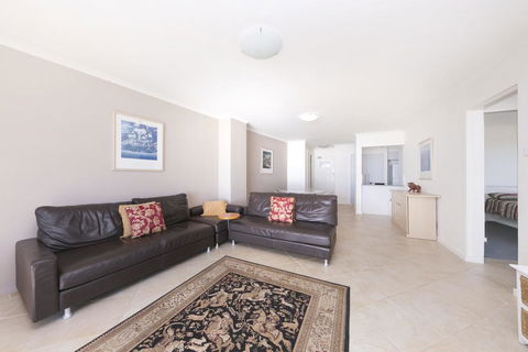 El Sandi, Unit 06, 14-18 North Street - Hobart Tourism 3
