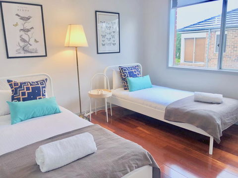 Elegant Glen House 4B5B ParkFront - Tourism TAS 2