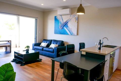 Elegantly Appointed BRAND NEW Luxurious Apartment! - Tourism TAS 1