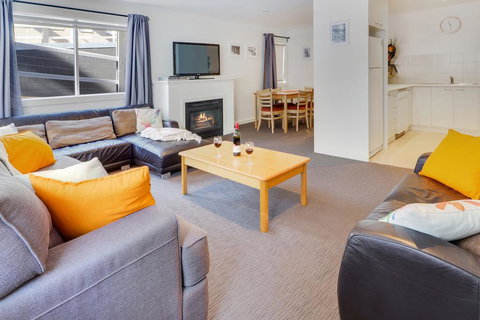 Elkhorn 11 - Tourism TAS 3