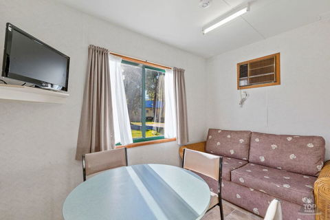 Elliston Waterloo Bay Tourist Park - Tourism TAS 2