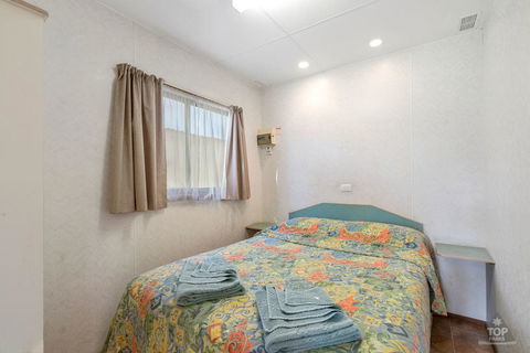 Elliston Waterloo Bay Tourist Park - Tourism TAS 3