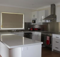 Elm Cottage - Hobart Tourism