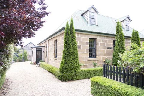 Elm Cottage Barn - Tourism TAS 0