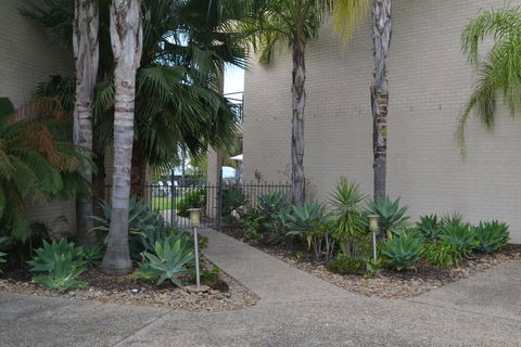 ELSINOR Townhouse 10 Mulwala - Tourism TAS 3