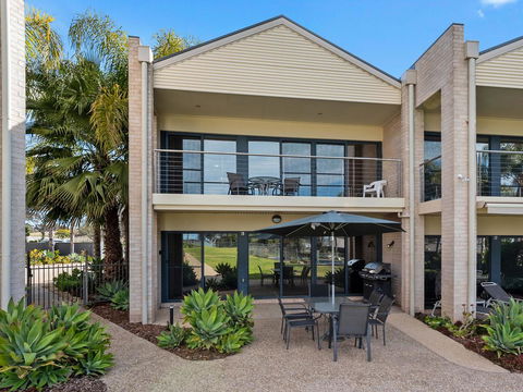 ELSINOR Townhouse 3 Mulwala - Tourism TAS 0