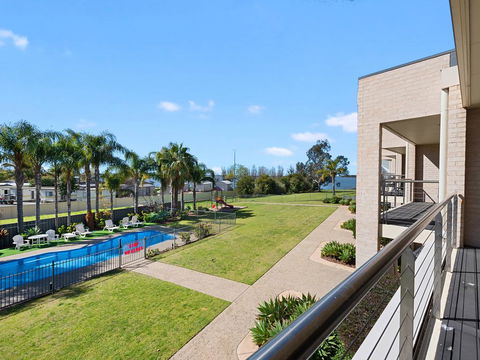 ELSINOR Townhouse 6 Mulwala - Tourism TAS 2