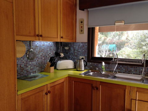 Eltham South Lodge - Hobart Tourism 1