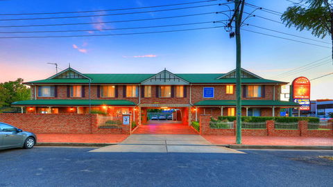Endeavour Court Motor Inn - Hobart Tourism 0
