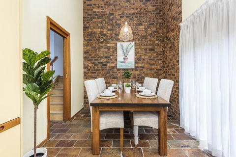 Epping 3BR 3BA Fast Wifi Easy Parking House - Tourism TAS 3