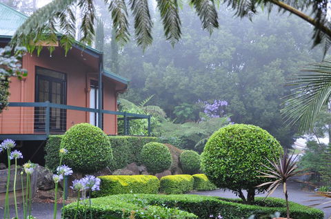 Escarpment Retreat & Day Spa For Couples - Hobart Tourism 1